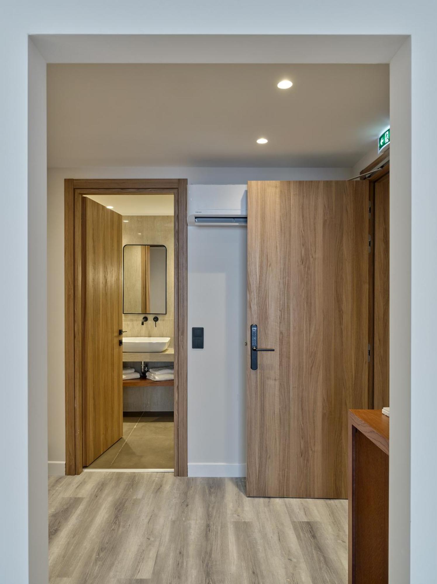 Haya Athens Loftie Suites מראה חיצוני תמונה